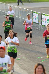 BIB: 2001
                            <button type="button" onclick="openModal(3536158)" class="btn btn-primary btn-sm float-right btn-popup" data-toggle="modal" data-target=".modal-high-quality">
                        <i class="fas fa-shopping-cart"></i> Add to Cart
                    </button>
                                            <button type="button" onclick="isThisMe(3536158, true)" class="btn btn-success btn-sm float-right btn-popup btn-isme hidden" data-toggle="tooltip" data-placement="bottom" title="นี่คือรูปของคุณใช่ไหม คลิกที่นี่เพื่อเอาเข้าอัลบั้ม">
                        <i class="fas fa-plus"></i> Add to album
                    </button>
                    <button type="button" onclick="isThisMe(3536158, false)" class="btn btn-warning btn-sm float-right btn-popup btn-isnotme hidden">
                        <i class="fas fa-ban"></i> Remove from album
                    </button>